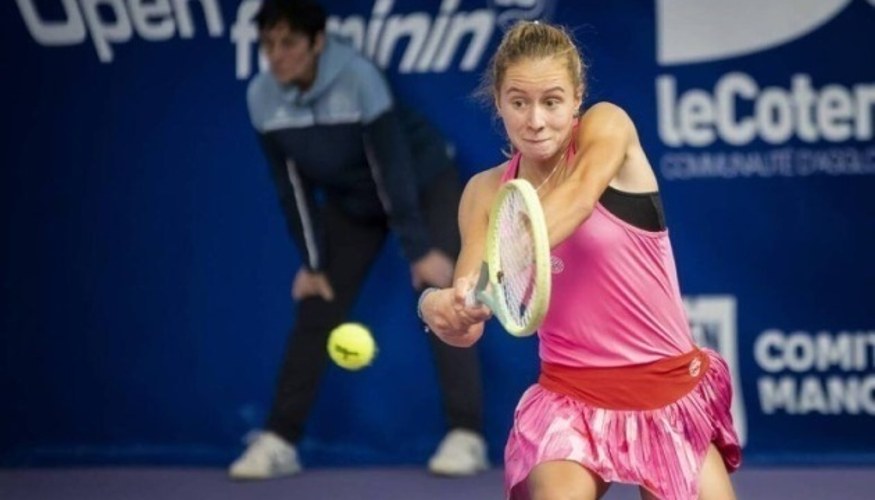 Фото з матчу за участі Вероніки Подрез (facebook.com/SportOnChannel/Arata Yamaoka)